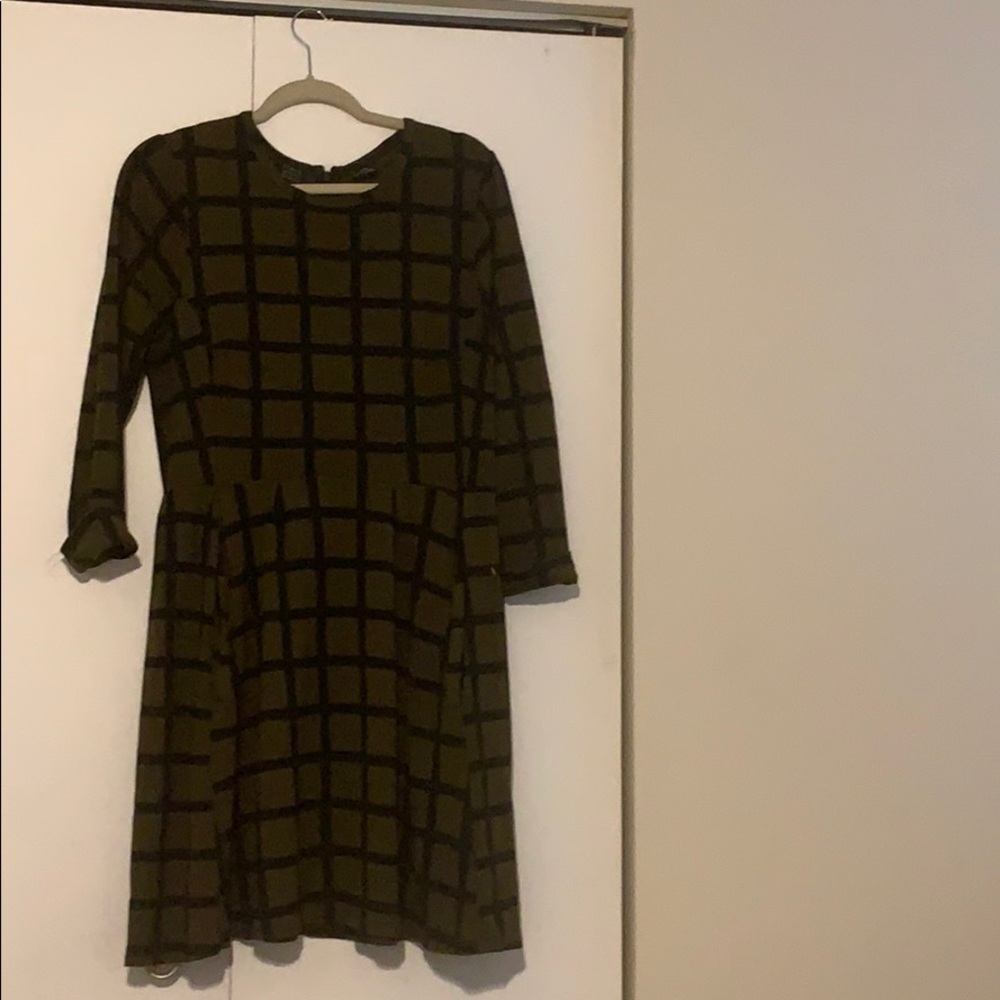 Cute Green and black skater dress with pockets XL